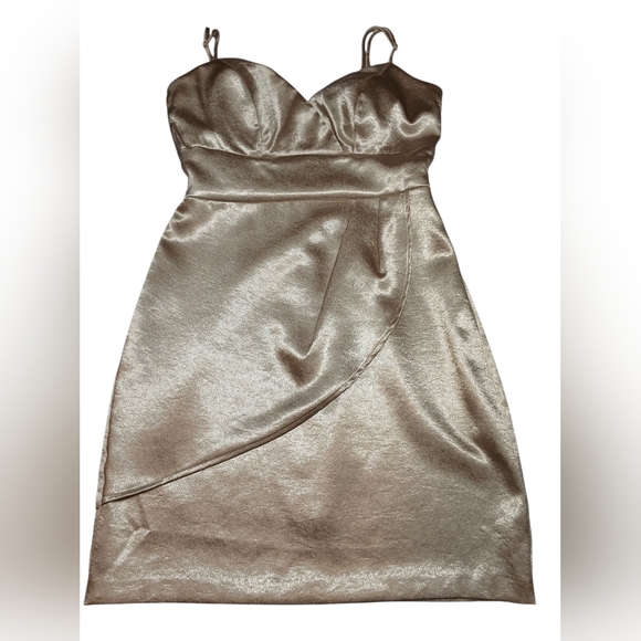 Teeze Me Champagne Satin Mini Dress – Size 5/6 - Picture 1 of 9